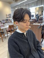 キャンバス バイ ネオリーブ 横浜西口(Canvas by neo.)&nbsp;横浜★センターパートの毛流れメンズパーマ