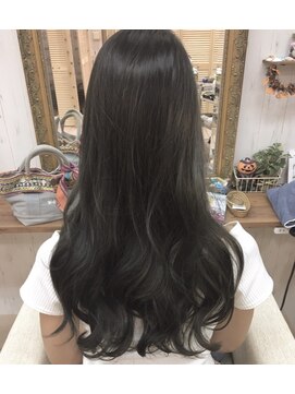 ウィルゴ(VIRGO) 【ブリーチなしアッシュ】オフィスでもお洒落な暗髪