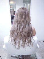 メルマードバーベル(Mermard Bavel)&nbsp;ハイトーンベージュ