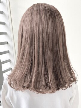 ジーナ 池袋(Zina) 【Zina】イメチェン毛先パーマ耳かけ×フォギーベージュ