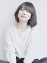 ココ 本八幡(KOKO)&nbsp;黒髪クラゲヘアーオリーブグレー小顔ココアベージュ丸型卵型ボブ