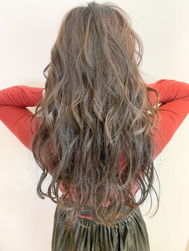 カラーワールド カンナヘアーメゾン(color world canna hair maison) ロングでも馴染むエクステスタイル20代30代40代