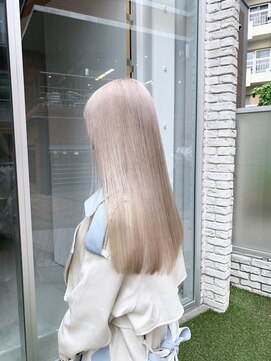 シンシェアサロン 原宿店(Qin shaire salon) 韓国ハイトーン ブロンドベージュ