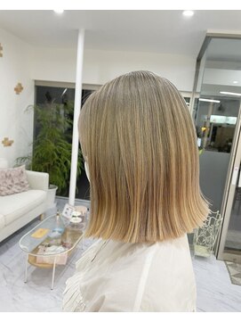 ロペ(ROPE) ブロンドヘア×外ハネボブ　　【ROPE横須賀中央　かせ谷】