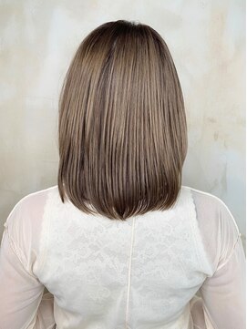 ニスル 上尾店(NISURU) 黒髪/クラゲヘアー/オリーブグレー/小顔/ココアベージュ/上尾