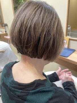 シリ アンド ブラント(siri and brunt) 無造作ショートボブ