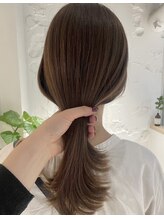 色っぽ透明感でちょっぴりお洒落に。ブリーチ無しで作る大人透明感カラーへ。ブリーチなしダブルカラー