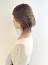 ルージュバイグルーブ(rouge.by.groove) 小顔リフトレイヤー/ヘアデザインマイスター【老松】