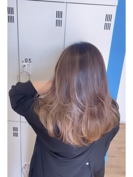 フク ヘアーワークス バイ フェニーチェ(fuku hair works by FENICE) 暖色系ベージュ