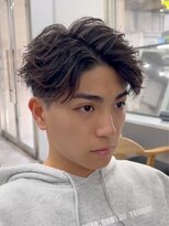 エルマーク 梅田(L-MARK)&nbsp;センターパート/ニュアンスパーマ/韓国/フェーザーパーマ/眉毛