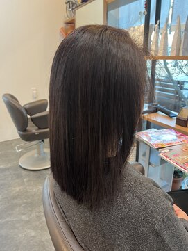 ア ドリームアップスタジオ レストアール(A DREAM UP STUDIO restR) ストレートヘア