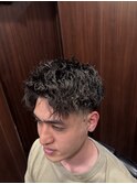 ツイストアップバング