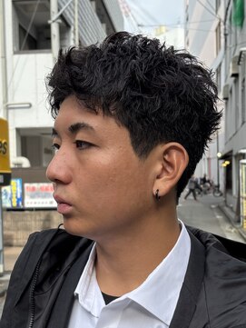 ウィル バイ ブラウン(Vir by Brown) MEN’S HAIR/サーフカール/刈り上げセンターパート/藤沢