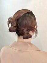 キャンバス バイ ネオリーブ 横浜西口(Canvas by neo.)&nbsp;横浜 お呼ばれアレンジ タイトツインアレンジ