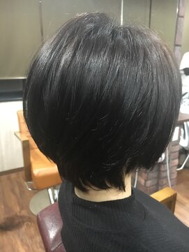 アクロス ヘアデザイン 五反田店(across hairdesign) across*kitta スタイリッシュショートボブ