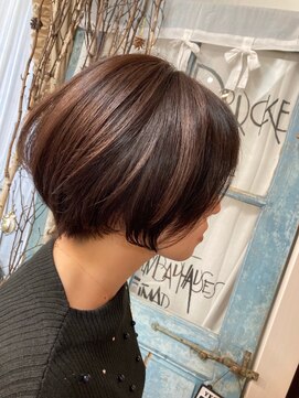 ロッティー(Rottie) くびれショートボブ