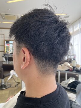 コワファースト 大分(COIFF1RST) 刈り上げショート