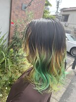 ヨナサン(Yona Saint)&nbsp;個性派イエローグリーン