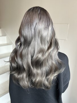 テテ(TETE) アッシュブラウン　心斎橋×長堀橋