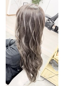 ペイジ(PEIGE) グレージュコントラストハイライト