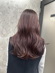【最新トレンドヘア】赤髪が可愛いグラデーションカラー