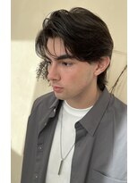 シャンプーボーイ セントラル 博多(SHAMPOO BOY central) 前髪センターパートウルフ