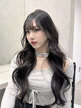 ルームバイシー 新宿(Loom. by Sea) ツヤ髪グレージュ【レイヤー/韓国ヘア】