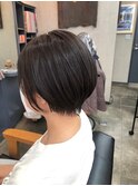 ショートボブ