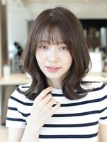 【高木美緒】外ハネくびれ巻きが可愛いミディアムレイヤー