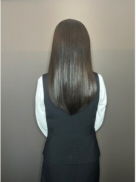 ヘアープラスヘッドスパ エン(Hair + Head spa en) 透明感のある白髪染めアッシュブラウン