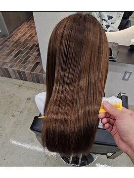 エイト チャタン 沖縄北谷店(EIGHT chatan) お客様スタイル_ブリーチ履歴×縮毛矯正【EIGHT　北谷　荒井】