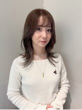 トップスタイリスト【宇野】"白髪ぼかしハイライト・ショートカット指名No.1!"