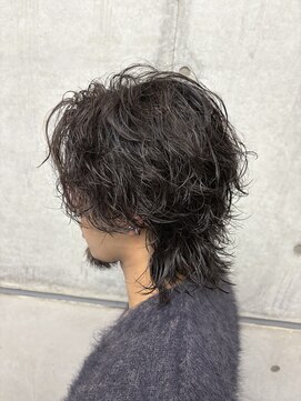 オーシャントーキョー ホワイト 原宿(OCEAN TOKYO WHITE) 黒髪サーフカールセンターパートウルフ