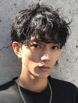 マグカーネバイフィフス オカヤ(Mag KANE by fifth okaya)&nbsp;岡谷シャドウパーマ緩めスパイラルパーマフェザーパーマウルフ