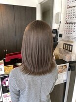 シーズナル 柔らかベージュ系カラー