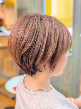 ジョカーレ(giocare)の写真/白髪染めをしているけど、オシャレでダメージも抑えて楽しむ上品なハイライトデザイン☆
