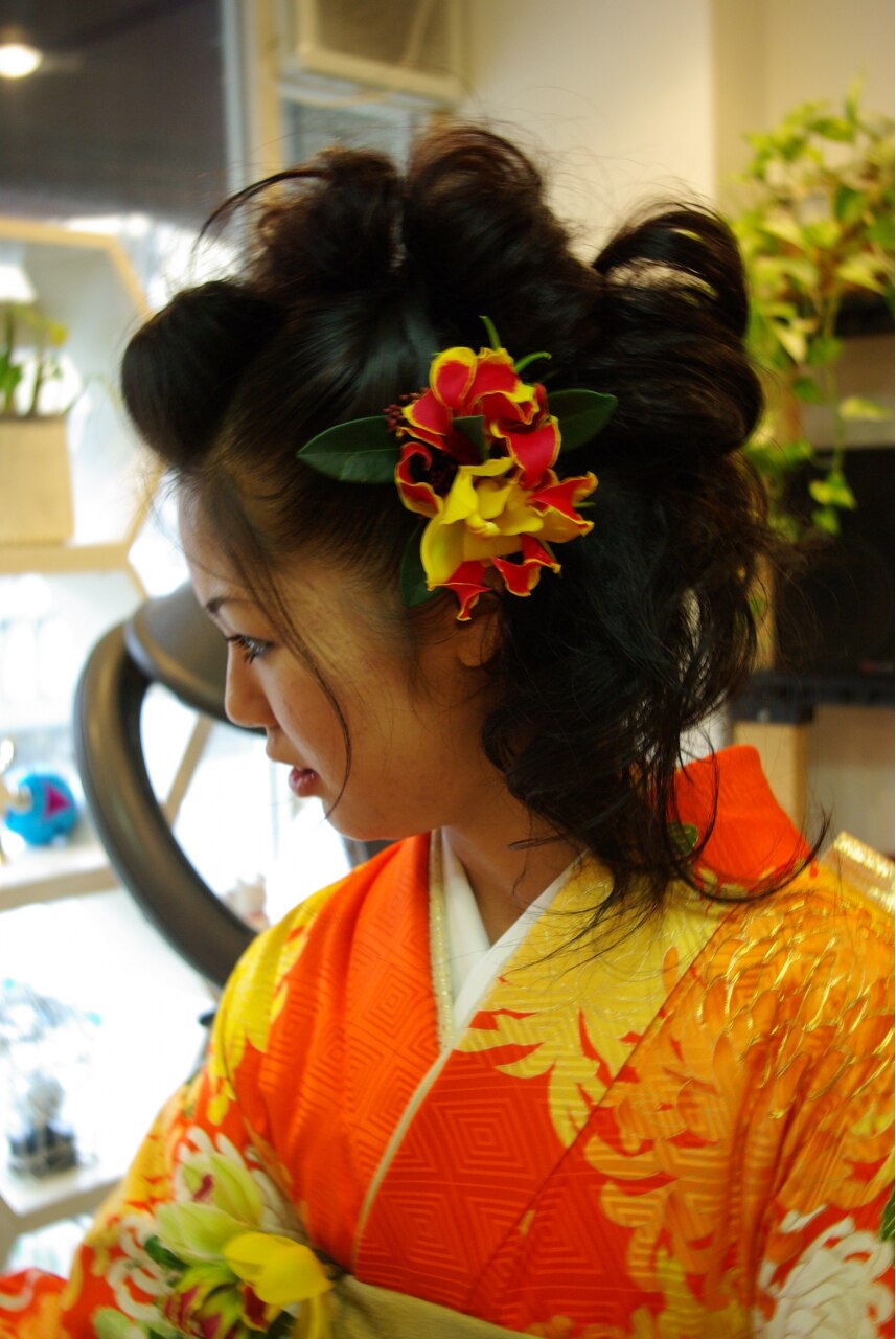 2025年春】ヘアセット ポンパドールの髪型・ヘアアレンジ｜人気