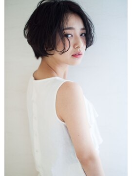 レジナヴィータ 栄(Reginavita) 【Reginavita早川】小顔ショートボブ