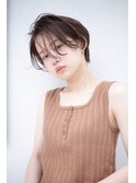 耳かけショートボブ