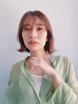 フィルムス 新宿(FILMS) 斜めバング/グレージュカラー/デザインカラー/シルキーベージュ