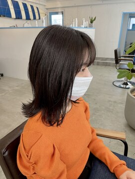 オアシス(oasis) ＃外ハネミディアムスタイル【吹田/山田】