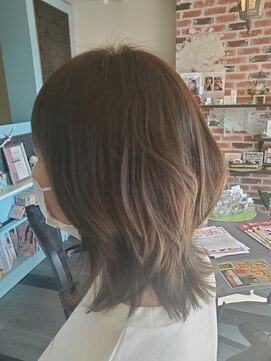 ビューティーサロンオオサキ クビレミディ