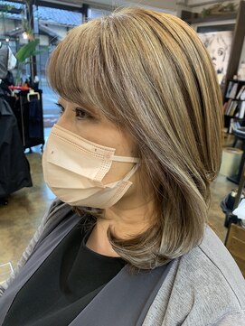 コレット ヘアー 大通(Colette hair) グレイヘア(白髪)を活かしたハイライトベージュ