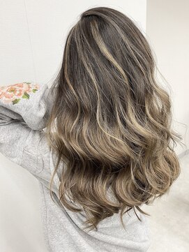 アオアクア バイ グルグル 小岩店(ao akua by GULGUL) グラデーションハイライトカラー×フォギーベージュ