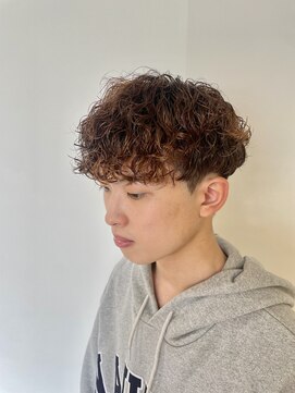 ニアウ 伊勢崎連取店(Niau) メンズマッシュ波巻きスパイラルパーマ