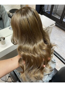 ブレンド 渋谷(BLend) ハイライトカラーマチルダボブインナーグレージュ前髪