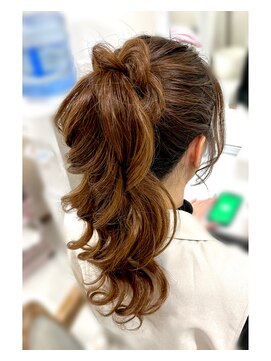 セットサロン ココ 綺麗目ポニー
