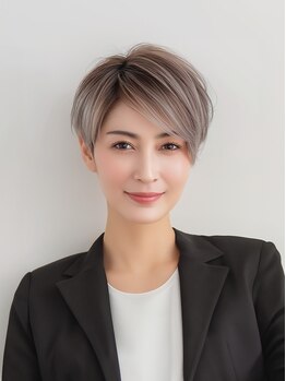 花やの前の美容室 国母店の写真/《何度でも使えるお得なクーポン多数ご用意》気になる白髪もしっかりカバー!!リタッチも◎