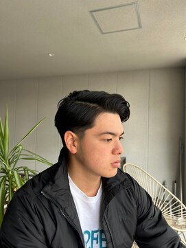 リバレッジ 広尾(Leverage) 大人外国人風メンズ七三サイドパート：Ruka Araki