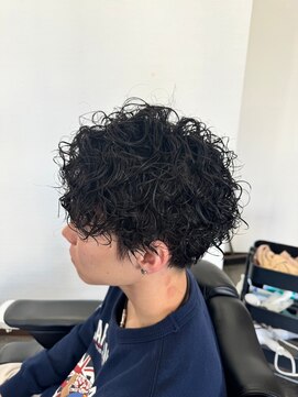 エイト(AITE) ブルーブラック/スペインカール/スパイキーショート/川口